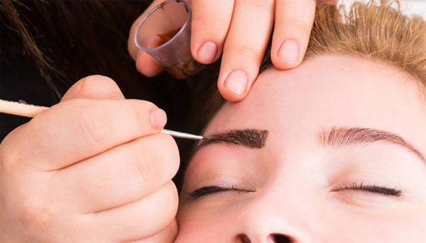 اشتباهات رایج در آرایش ابرو که شما را پیر و خسته می کند